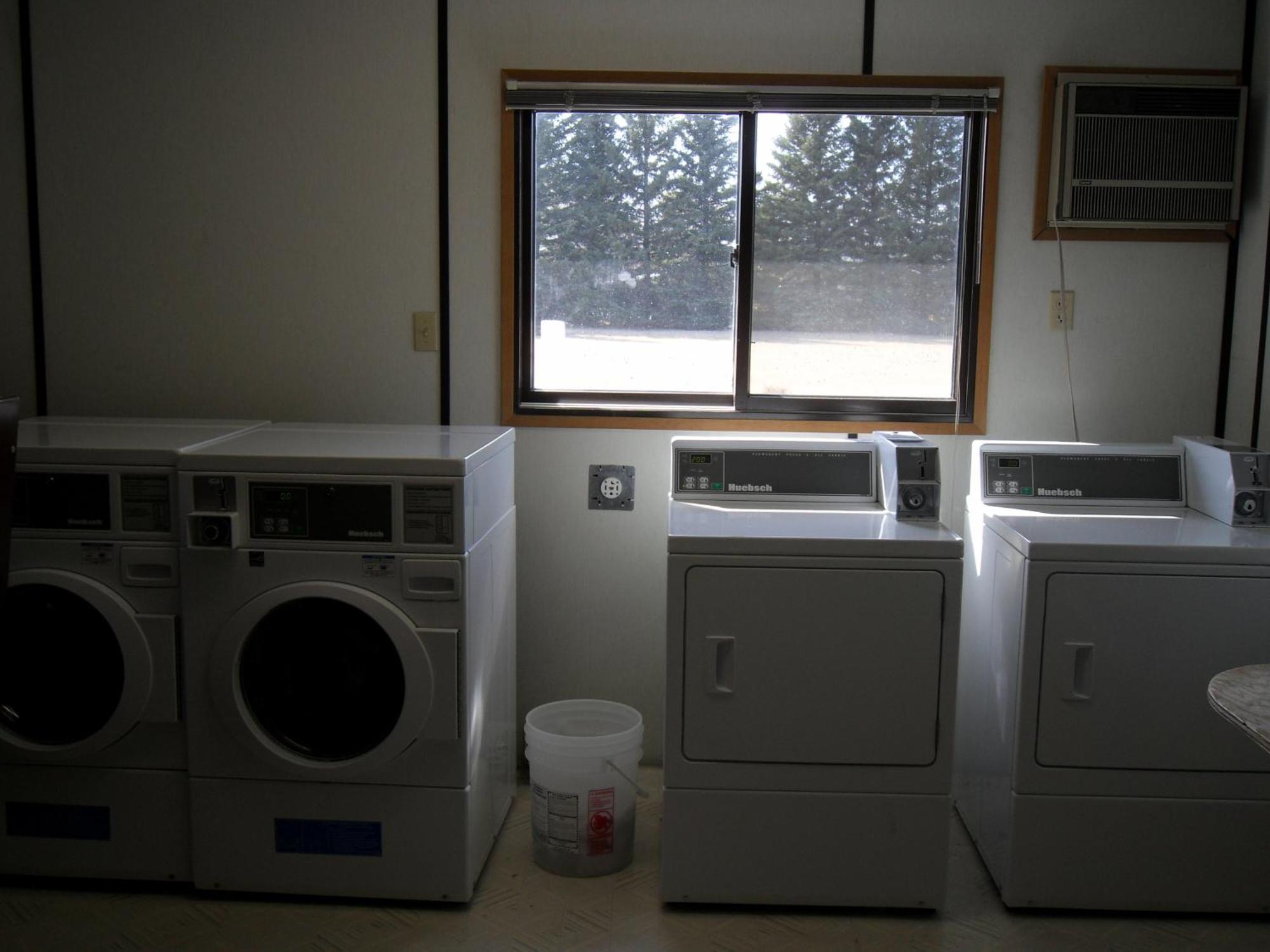 Neepawa Westway Inn Motel מראה חיצוני תמונה