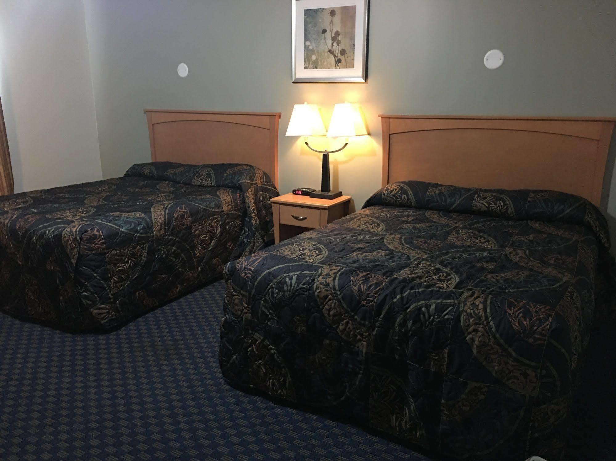Neepawa Westway Inn Motel מראה חיצוני תמונה