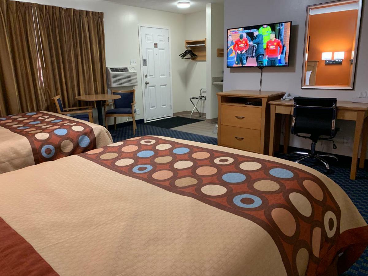 Neepawa Westway Inn Motel מראה חיצוני תמונה
