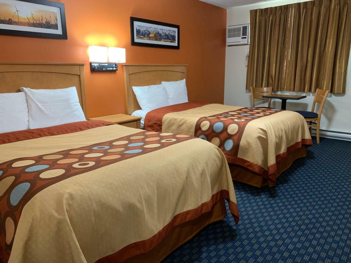 Neepawa Westway Inn Motel מראה חיצוני תמונה